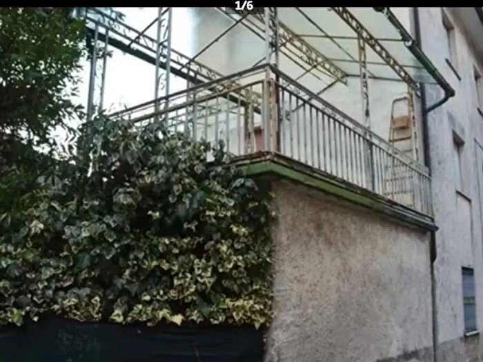 Casa con 8 locali in vendita in Corniolo, Montignoso