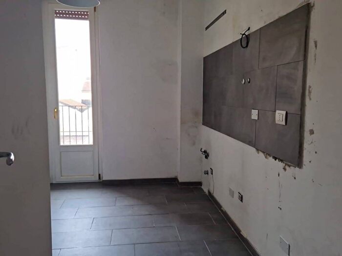 Appartamento trilocale in affitto in Via Antonio Fogazzaro, Montenero, Milano
