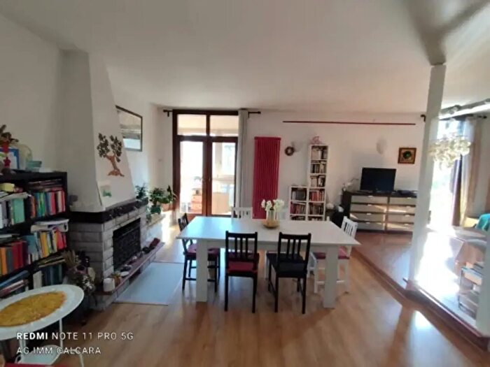 Appartamento quadrilocale in vendita in Via del Biancospino, Trieste