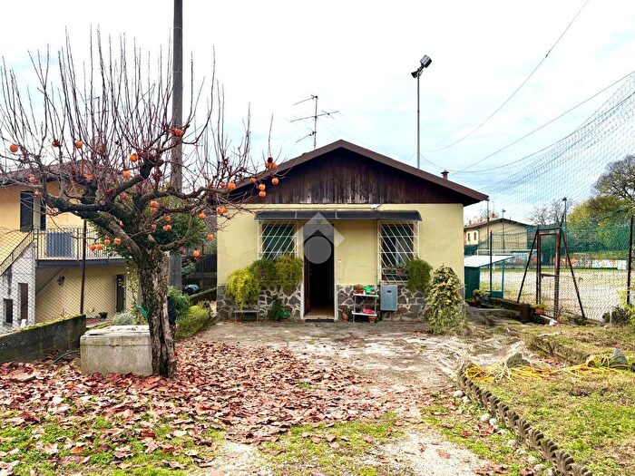 Casa trilocale in vendita in Via Carrobbio, Concesio