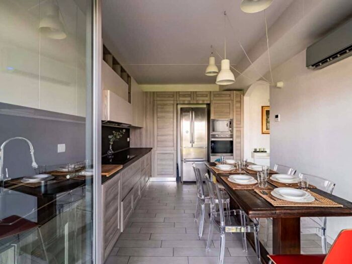 Appartamento con 5 locali in affitto in Via Marco Fabio Quintiliano, Viale Ungheria Mecenate, Milano