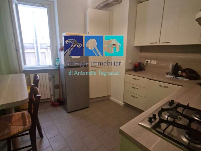 Appartamento quadrilocale in affitto in Via Enrico Cialdini, Capodimonte, Ancona