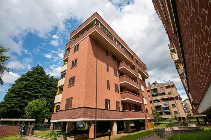 Appartamento trilocale in vendita in Via Rossini, Cesano Maderno