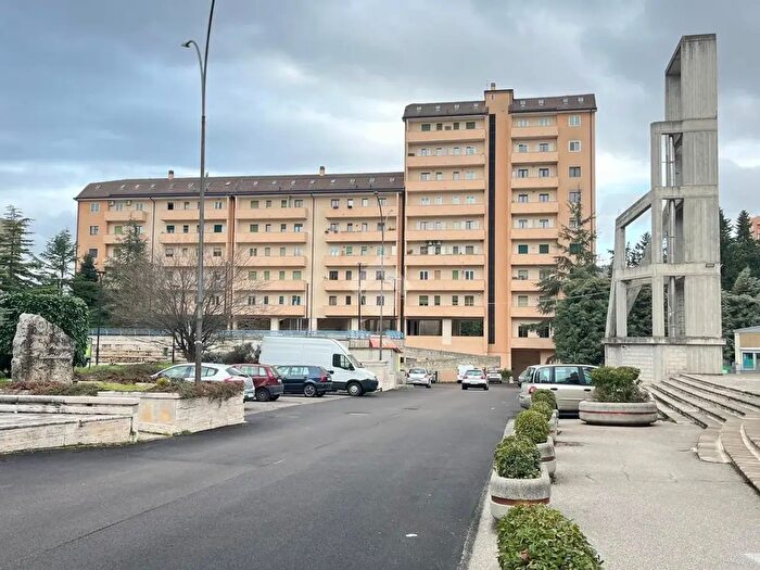 Appartamento trilocale in vendita in Piazza Don Pinuccio Lattuchella, Potenza