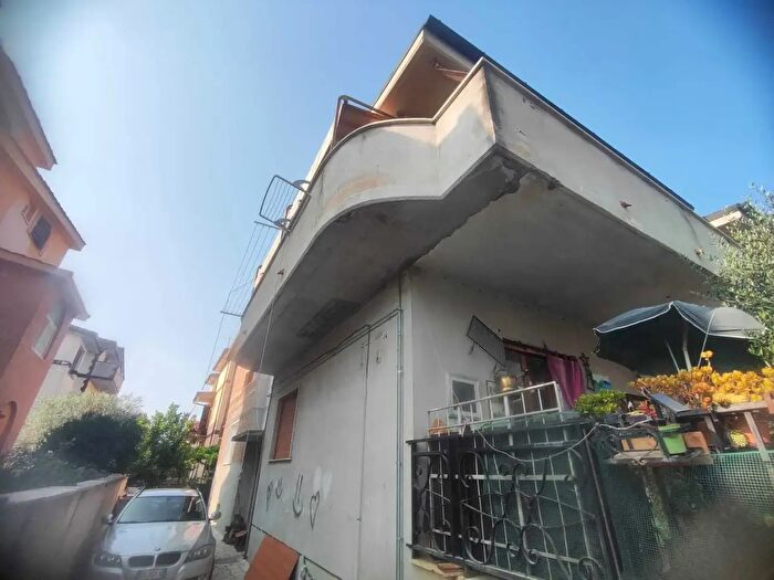 Appartamento quadrilocale in vendita in Via Guglielmo Oberdan, Guidonia Montecelio