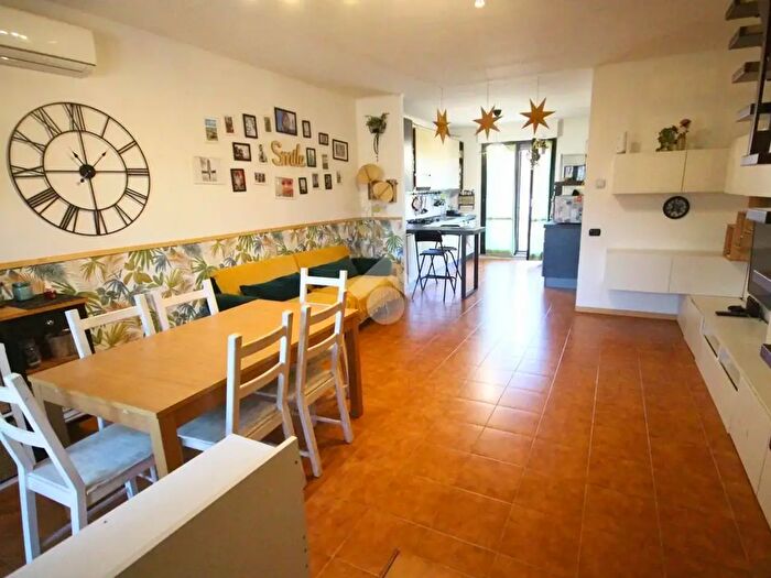 Appartamento quadrilocale in vendita in Via Enrico Mattei, Cornaredo