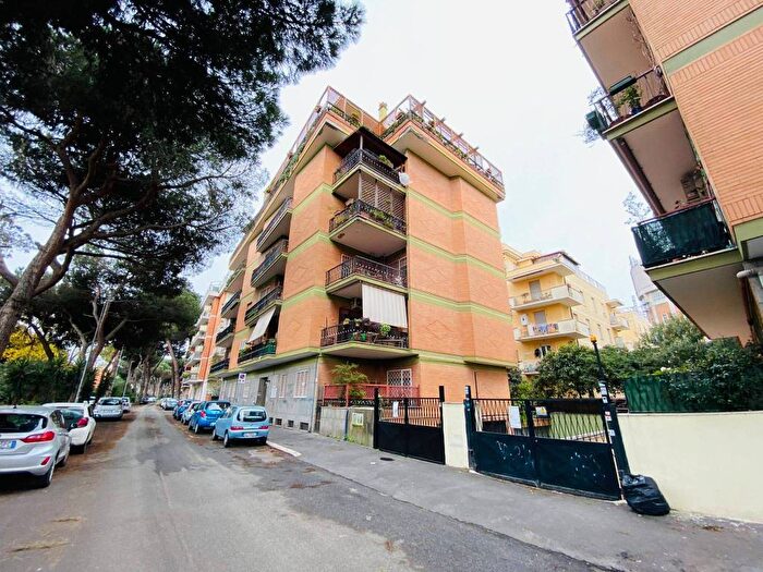 Appartamento bilocale in affitto in Via Adolfo Gregoretti, Ostia Levante, Roma