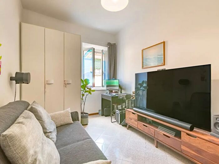Appartamento trilocale in vendita in Via Roma, Borghetto Santo Spirito