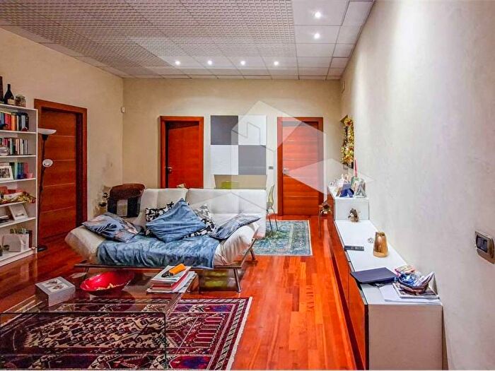 Appartamento trilocale in affitto in Centro Storico, Reggio Emilia