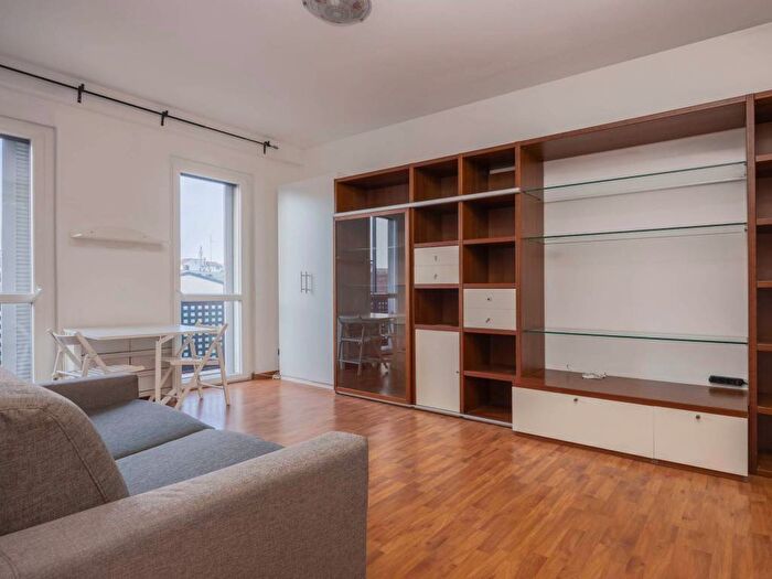 Appartamento monolocale in affitto in Via Domenico Millelire, Piazzale Siena, Milano