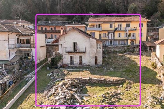 Casa con 5 locali in vendita in Via Maresco, Omegna