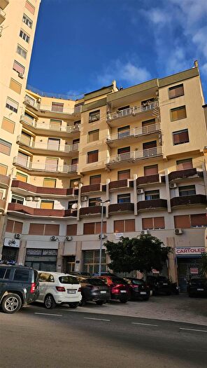 Appartamento con 6 locali in vendita in Via Emepedocle, Agrigento