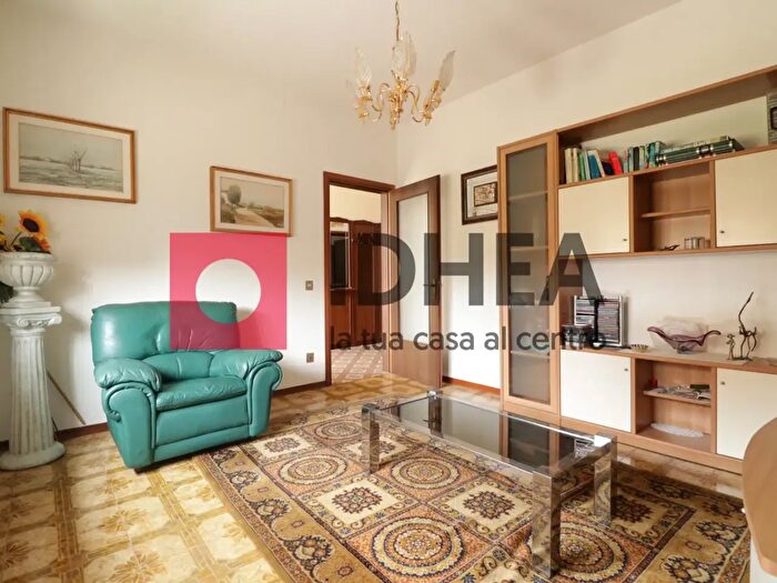 Casa quadrilocale in vendita in Via Pino da Zara, Carbonera