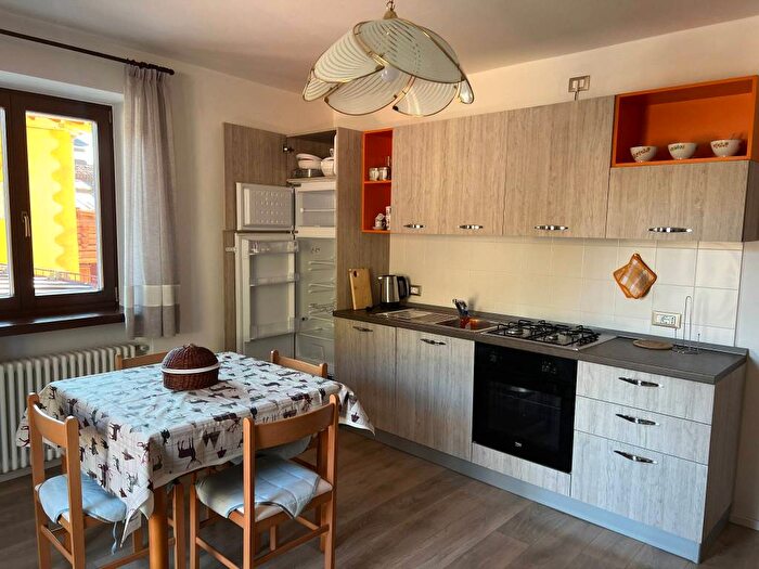 Appartamento bilocale in affitto in Via Vanzo, Centro, Cavalese