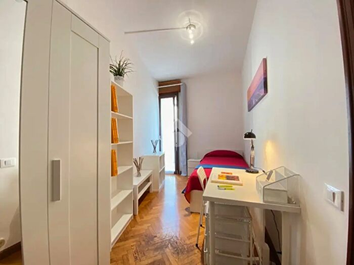 Appartamento quadrilocale in vendita in Via Pietro Giardini, Modena