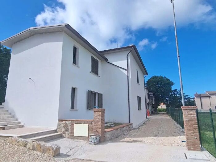 Casa quadrilocale in vendita in Grutti, Gualdo Cattaneo