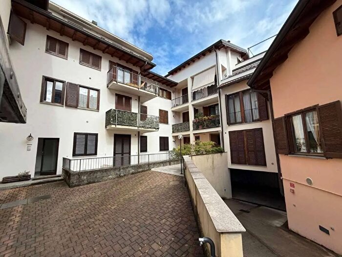 Appartamento monolocale in affitto in Via Spazzi Cantu, Cantu