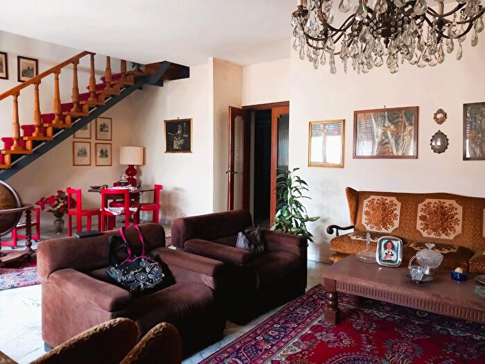 Appartamento con 5 locali in vendita in Pisa