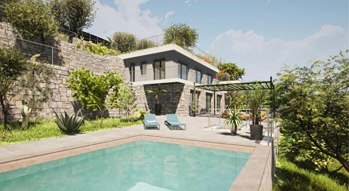 Casa con 10 locali in vendita in Via Val dOlivi, Sanremo