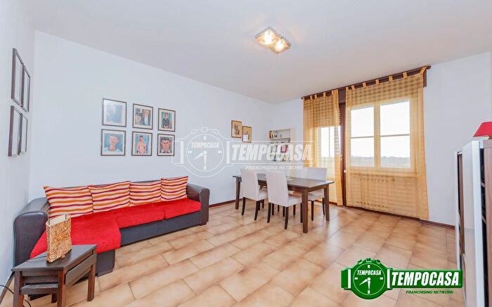 Appartamento quadrilocale in vendita in Via Alberto Cavaliere, Milano