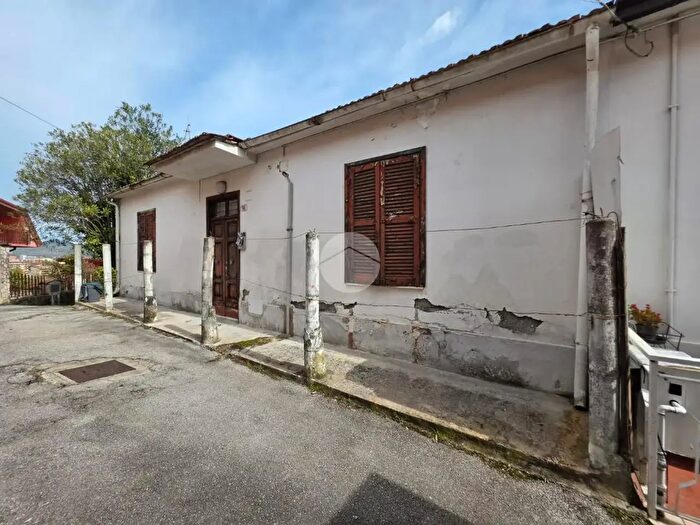 Casa trilocale in vendita in Via Cosenza, Frosinone