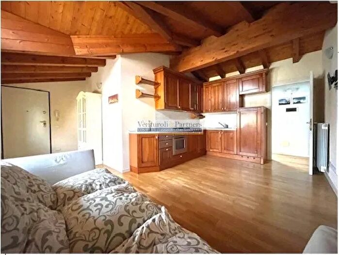 Appartamento quadrilocale in vendita in Via Alighieri, Manerba Del Garda