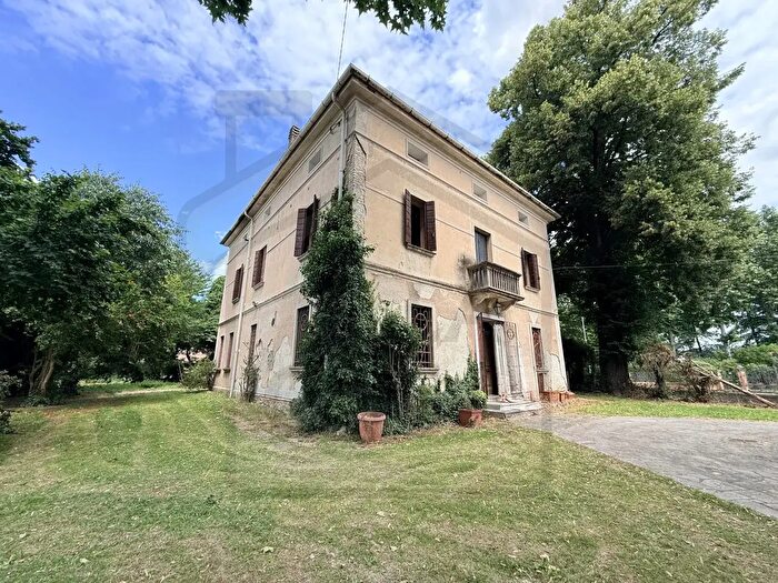 Casa con 7 locali in vendita in Via G Barbarigo, Cervarese Santa Croce