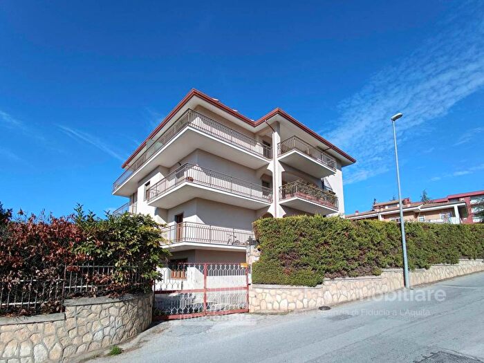 Appartamento trilocale in affitto in Via Ettore Moschino, Torretta Torrione, L'Aquila