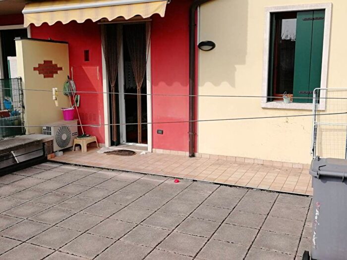 Appartamento bilocale in affitto in Centro, Isola Vicentina
