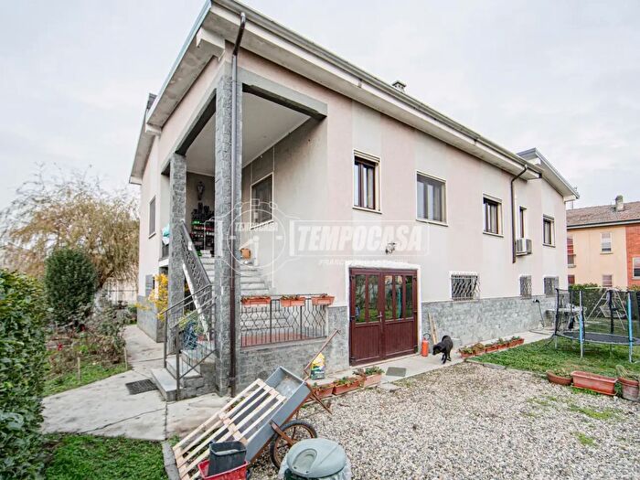 Casa con 5 locali in vendita in Via Raitè, Sartirana Lomellina