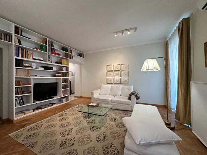 Appartamento bilocale in affitto in Via Amilcare Ponchielli, Buenos Aires, Milano