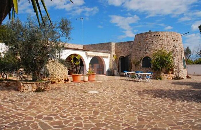 Casa con 6 locali in vendita in Strada Comunale Schifazzi Leopoldi, Salve