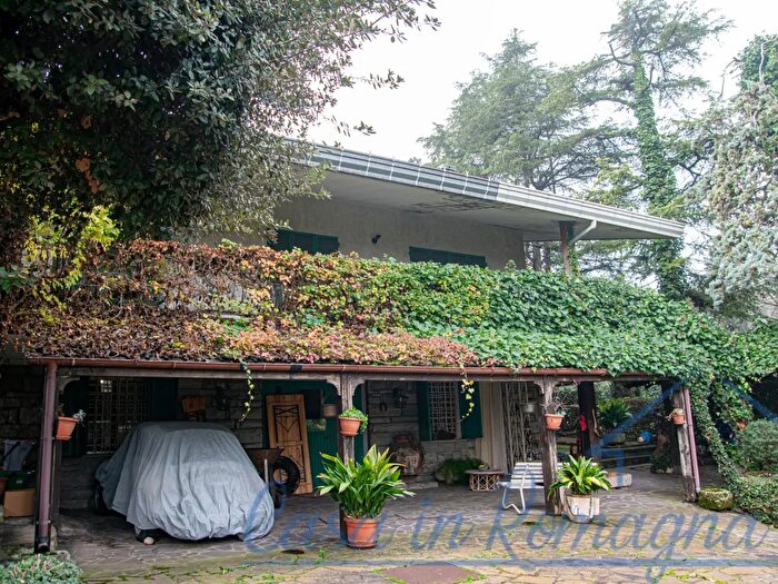 Casa con 6 locali in vendita in Via Castelvecchio, Savignano Sul Rubicone