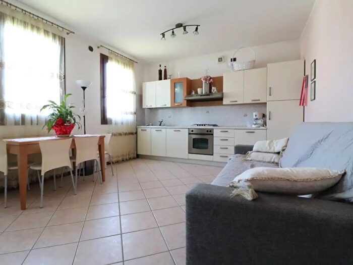 Appartamento bilocale in affitto in Via Guizze, Villorba