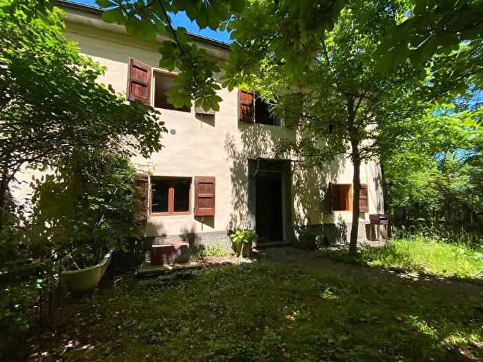 Casa trilocale in vendita in Via Cà di Sotto Castelluccio, Alto Reno Terme