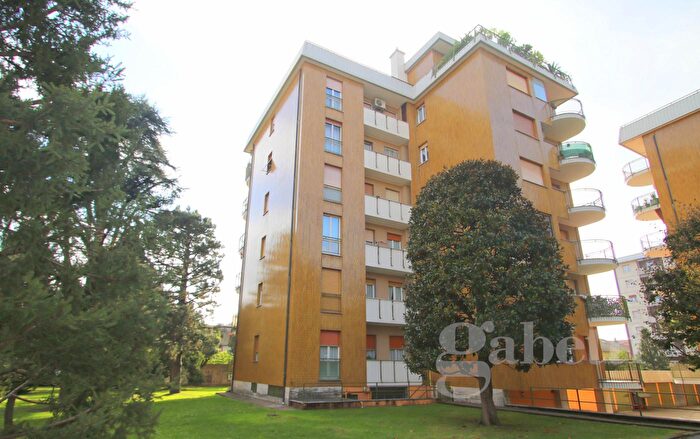 Appartamento quadrilocale in vendita in Via Principessa Mafalda, Busto Arsizio