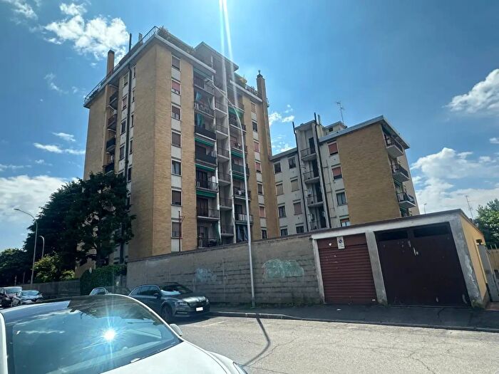 Appartamento bilocale in vendita in Via Simone Martini, Pioltello