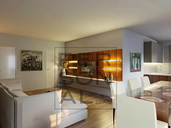 Appartamento con 5 locali in vendita in Via Antonio Rosmini, Aldeno