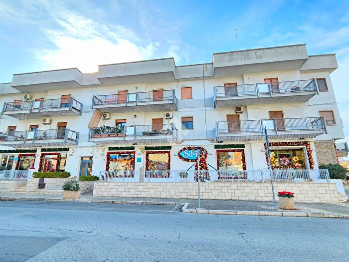 Appartamento quadrilocale in vendita in Via Lecce, San Giorgio Ionico