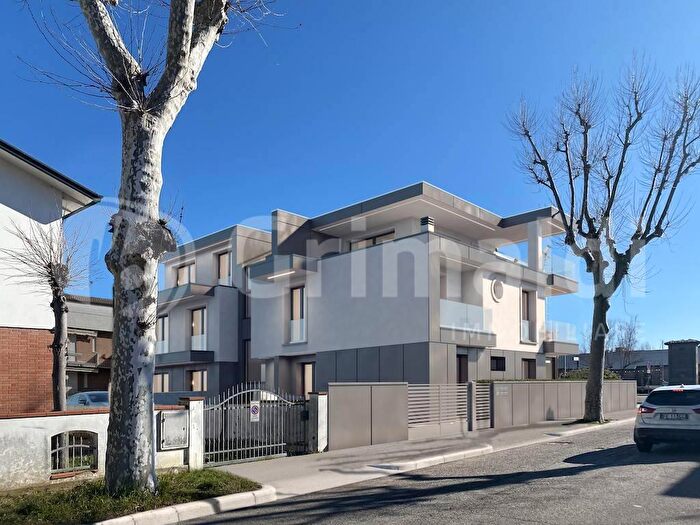 Appartamento trilocale in vendita in Viale Oriani, Cervia