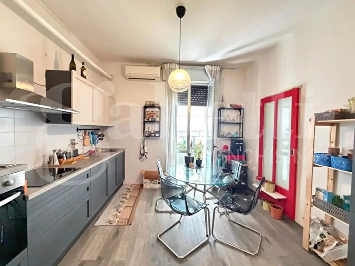 Appartamento trilocale in affitto in Via della Barca, Bologna