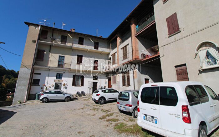 Appartamento bilocale in vendita in Via Nazario Sauro, Nibionno