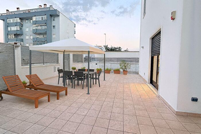 Casa con 6 locali in vendita in Via Attilio Biasco, Lecce