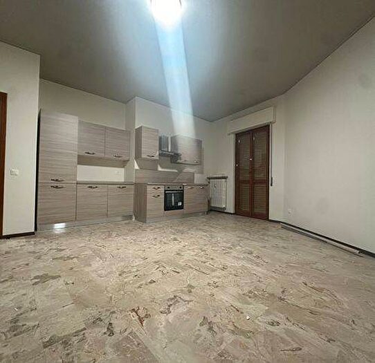 Appartamento bilocale in affitto in Via Emilia, Centro Storico, Voghera