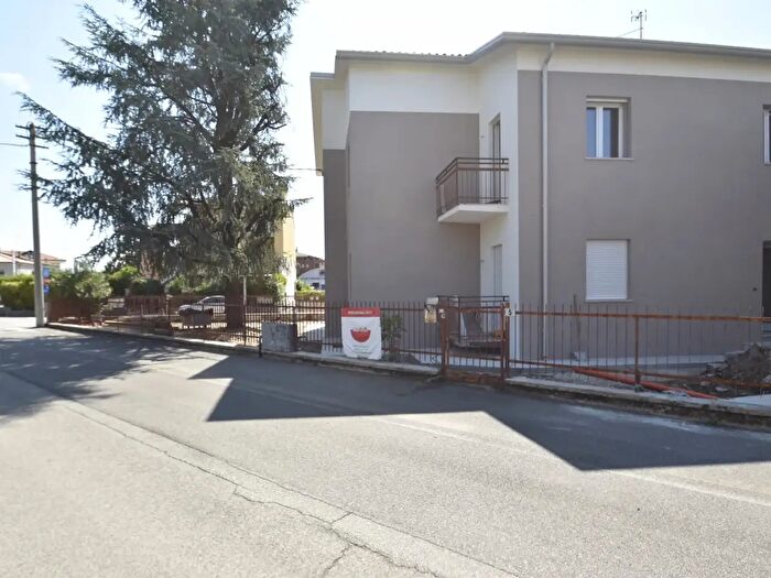 Appartamento bilocale in vendita in Via Stadio, Bussolengo