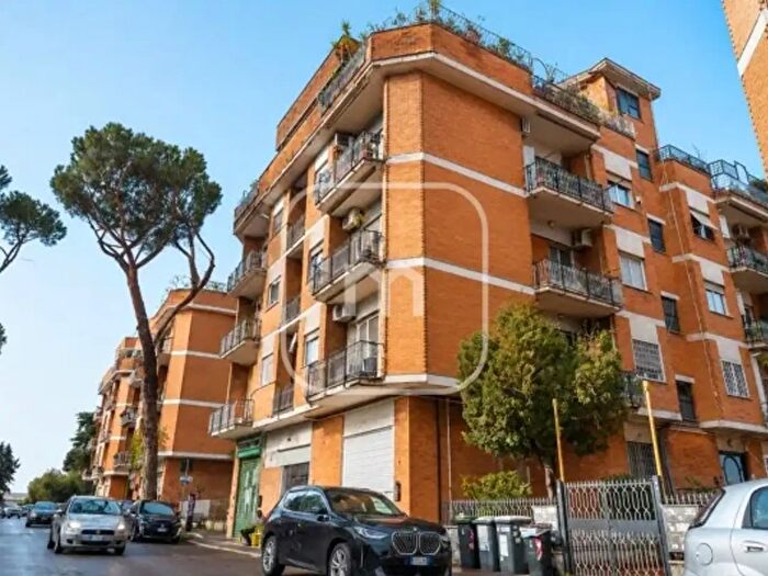 Appartamento trilocale in vendita in Via Giacomo Brodolini, Ciampino