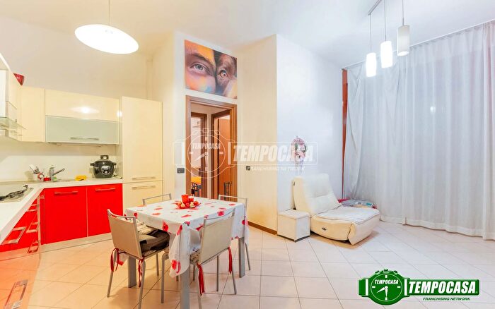 Appartamento bilocale in vendita in Via Milano, Magenta