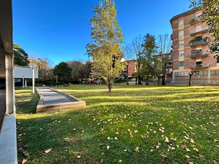 Appartamento con 5 locali in vendita in Via Zago, Bologna