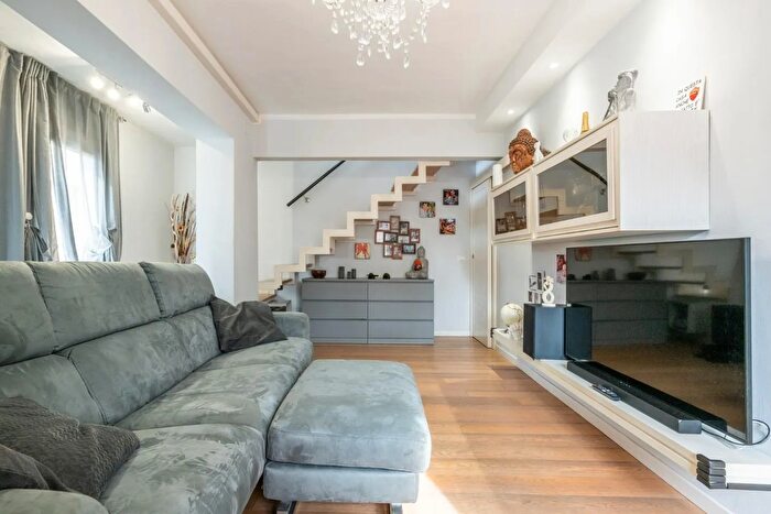 Casa con 5 locali in vendita in Via San Martino Ponsacco, Ponsacco