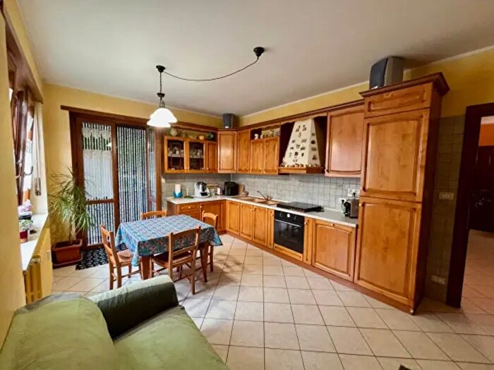 Appartamento trilocale in vendita in Via Monte Manzol, Luserna San Giovanni